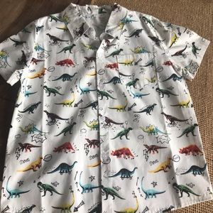 Boys button up dress shirt size 4-5